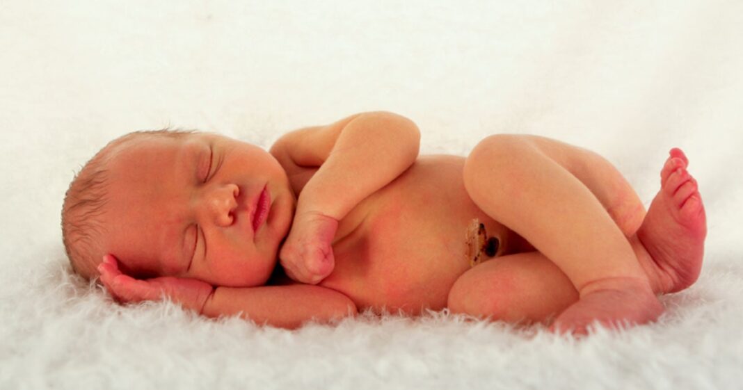 10 choses à ne pas faire avec un nouveau-né