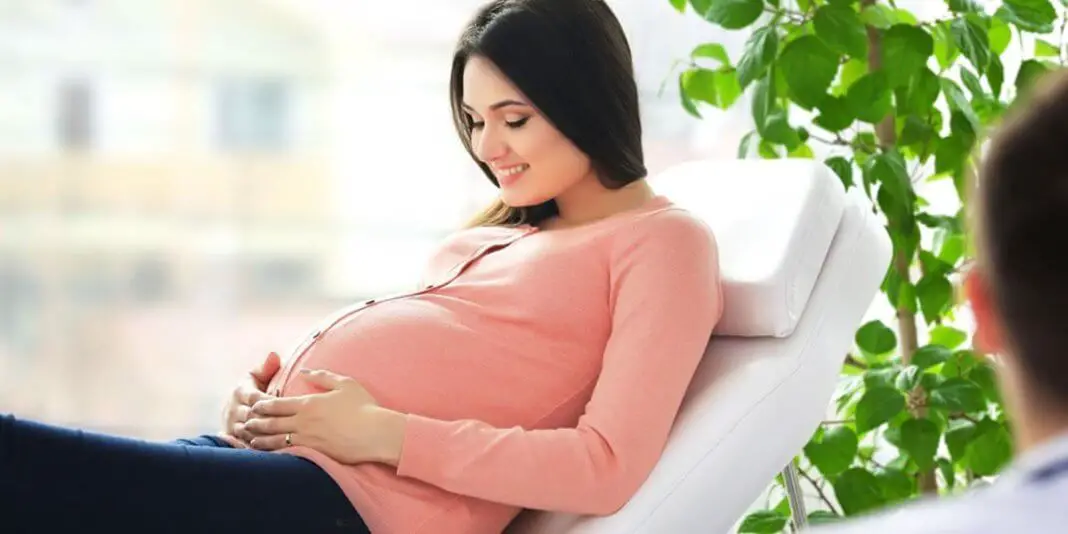 10 phrases que les femmes enceintes veulent entendre-min