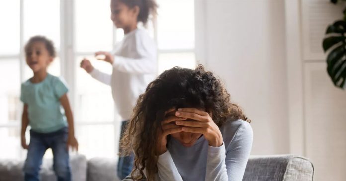 Avoir un deuxième enfant peut nuire à la santé mentale des parents