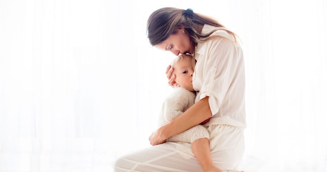 Tétée de confort vs tétée nutritive comment savoir si bébé a besoin de téter-min