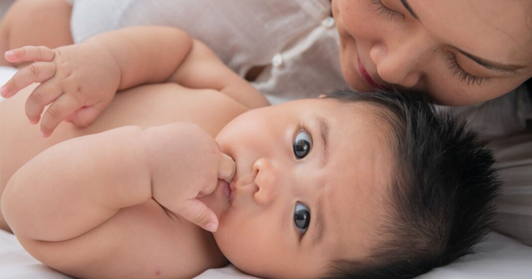 un couple donne à leur bébé un prénom unique composé de chiffres romains-min (1)