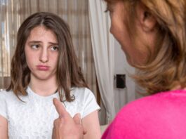 Ils forcent leur enfant à payer le loyer et la nourriture bonne ou mauvaise idée-min