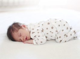 bebe-sur-le-ventre-min