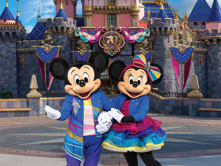 disneyland-min