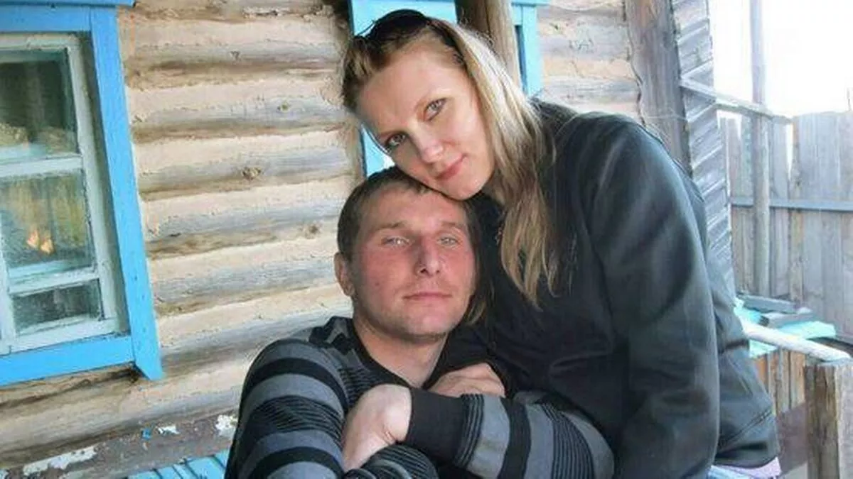 0_Vyacheslav-Matrosov-pictured-with-wife-Natalya