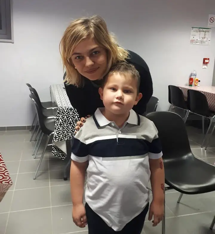louane julien-min