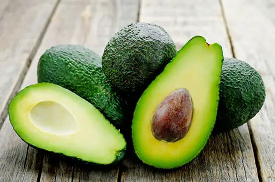 avocat-min