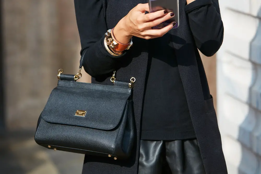 outfit-noir-min
